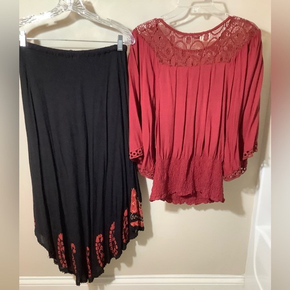 Earthbound Trading Co.Skirt&top set beautiful rust&black with gold embroidery XL - Picture 5 of 5
